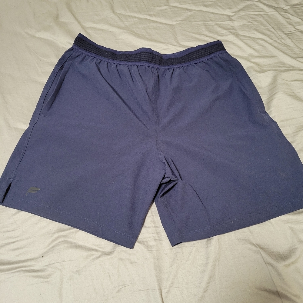 Fabletics short